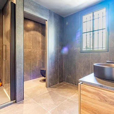 Exclusive Stunning Views Pool Villa *